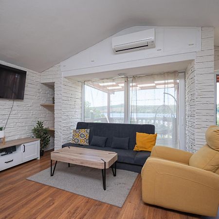 Apartment Dalmatino Posedarje Dış mekan fotoğraf